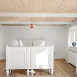Casa vacanze Large With Modern Facilities For 10 People *