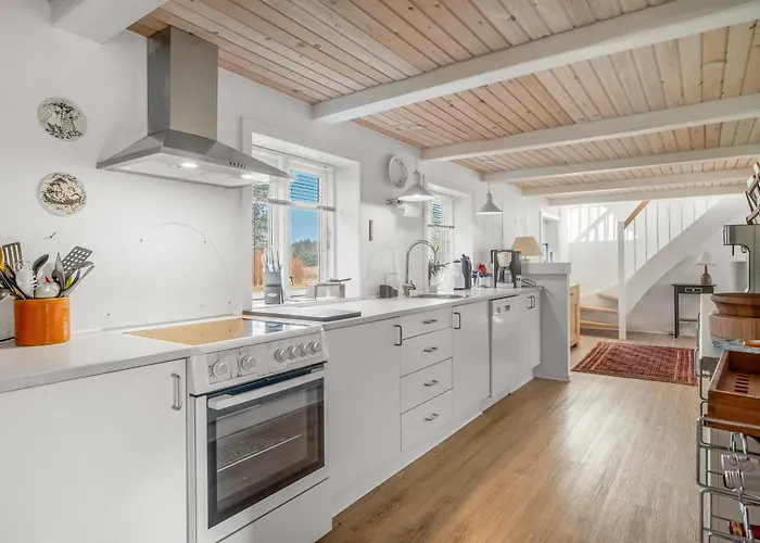 Large With Modern Facilities For 10 People Bedsted Thy