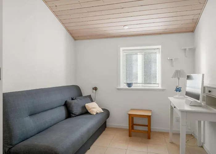 Large With Modern Facilities For 10 People Bedsted Thy