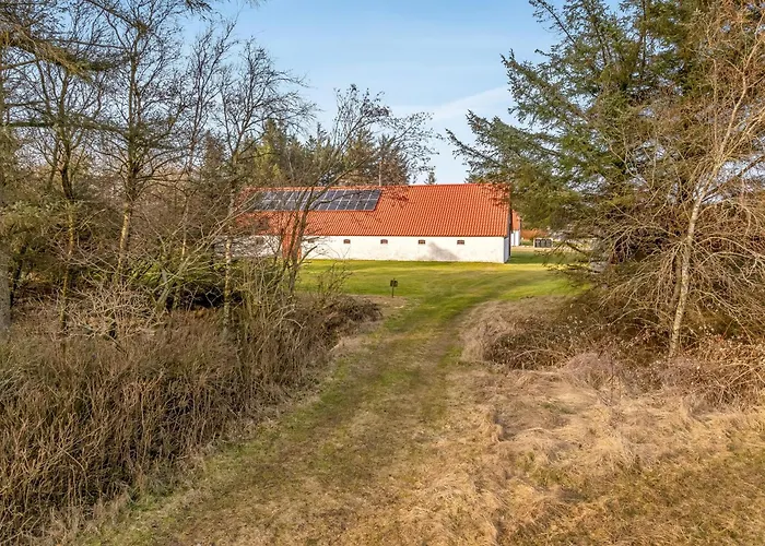 Large With Modern Facilities For 10 People Bedsted Thy